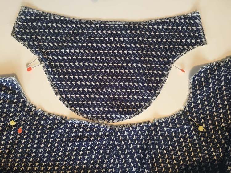 Attaching the sleeves to the bodice