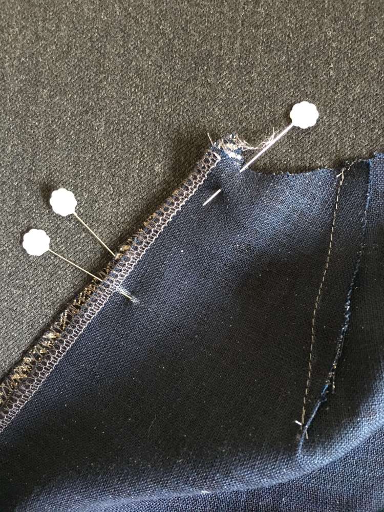 Raglan Adult instructions by The Avid Seamstress